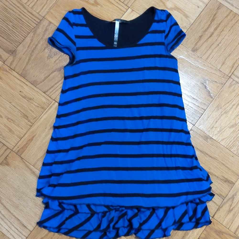 Ruffled short sleeve dress